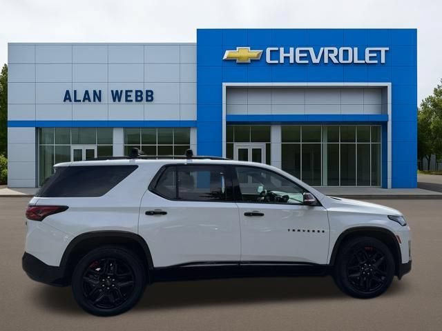 2023 Chevrolet Traverse — side profile view