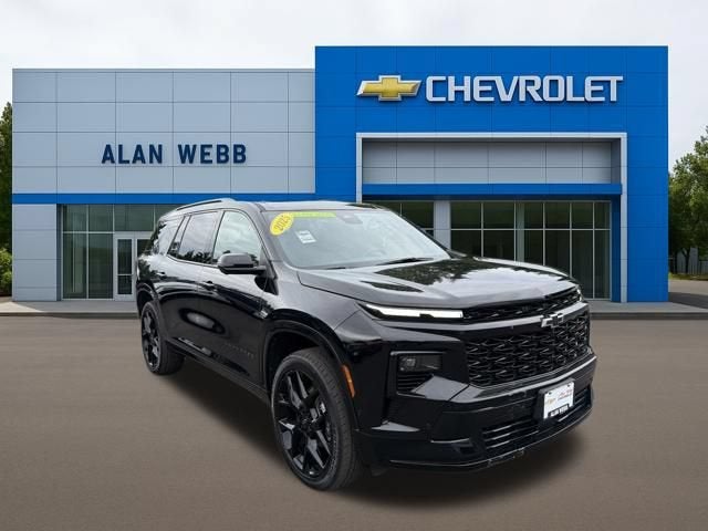 2025 Chevrolet Traverse RS in Mosaic Black Metallic — front three-quarter view