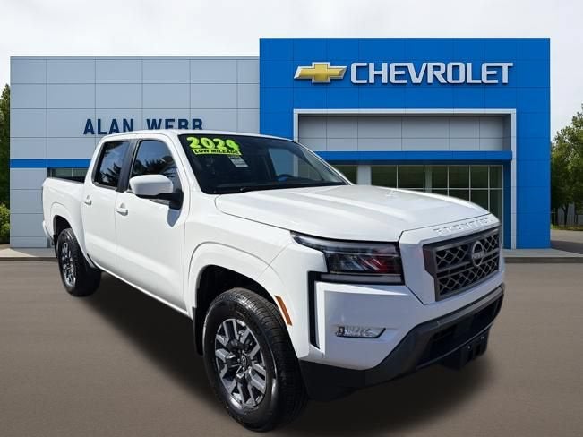 2024 Nissan Frontier SL in Other — front three-quarter view