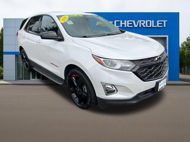 2020 Chevrolet Equinox LT in Iridescent Pearl Tricoat — front three-quarter view